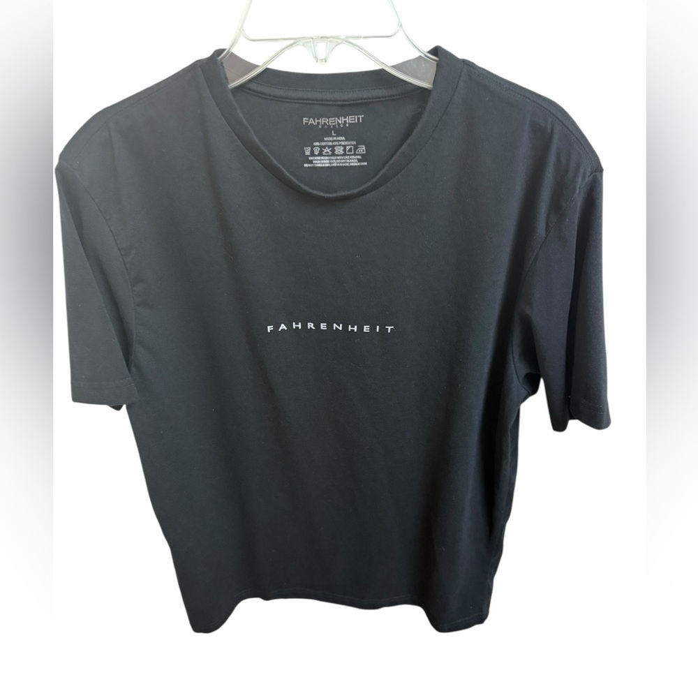 Fahrenheit Basics Black short sleeve T shirt EUC Made in India mens size Large